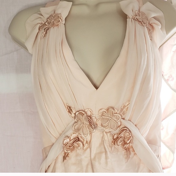 TOPSHOP BRIDE Appliqué Bridal Dress -NWT - Picture 13 of 16